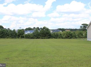 161 Captains Corridor, Greenbackville, VA 23356