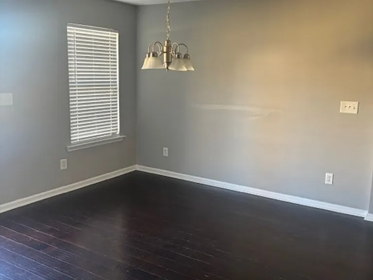 2142 Winding Trail Rd — Photo 3