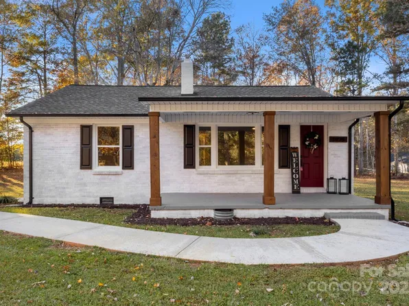 1978 Powell Ave, Lancaster, SC 29720