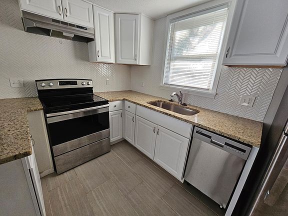 4th image of 820 S Woodland Ave