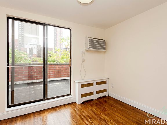 3rd image of 1558 York Ave APT 5b