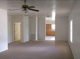 42 Gazebo St #B, Huntsville, TX 77340