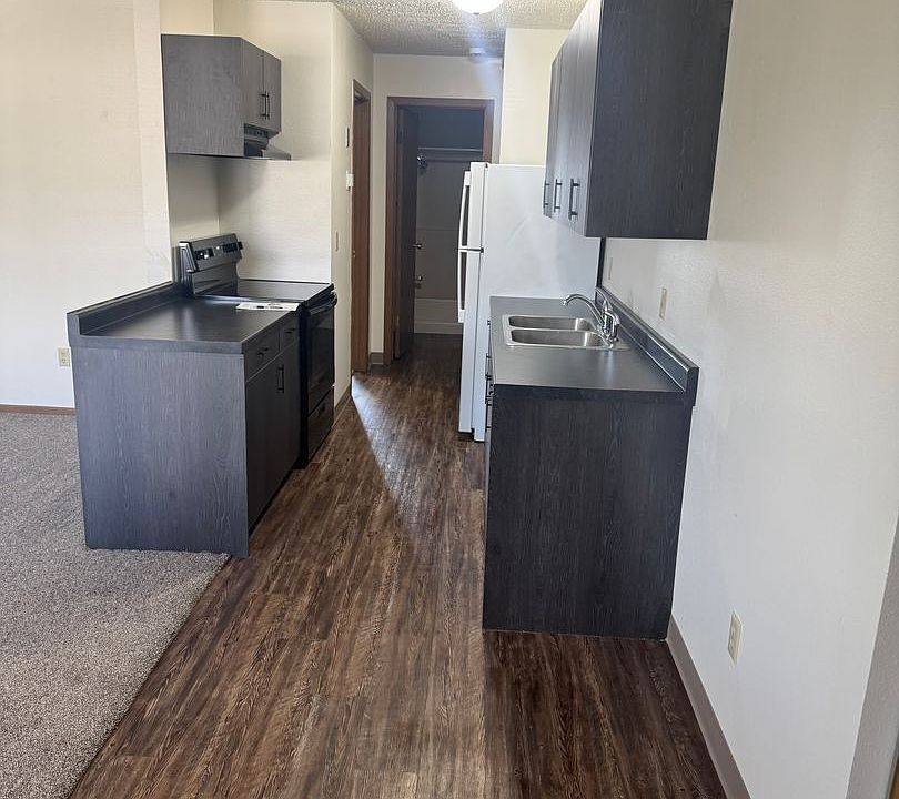 1st image of 1910 N 11th St APT 3