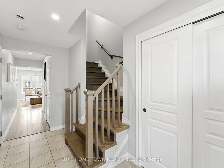 100 Monarch St — Photo 16