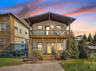 156 Bradley St, Asheville, NC 28806
