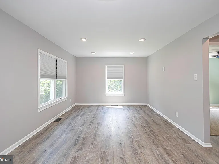 125 Richardson Rd — Photo 16