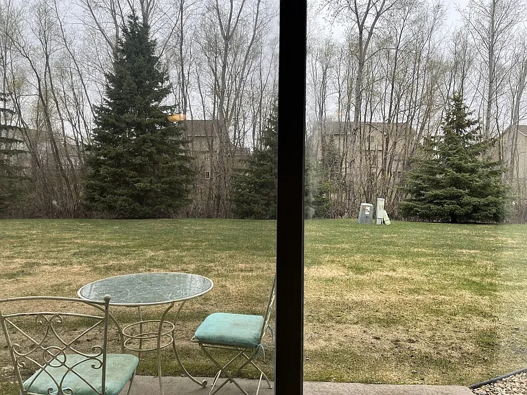 Nice, quiet backyard.