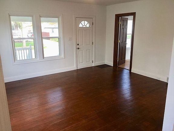5th image of 1208 Batavia Ave