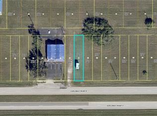 2139 Diplomat Pkwy E, Cape Coral, FL 33909