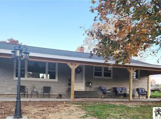 6 Reese Pkwy, Fredonia, NY 14063