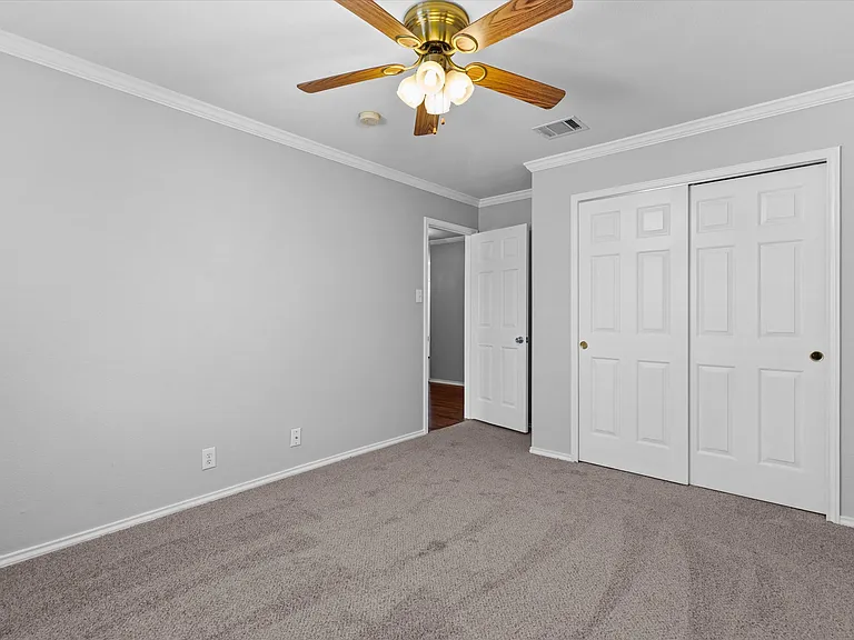 143 Blue Juniper — Photo 17