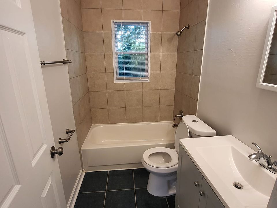 1st image of 2699 Dunn Ave #1
