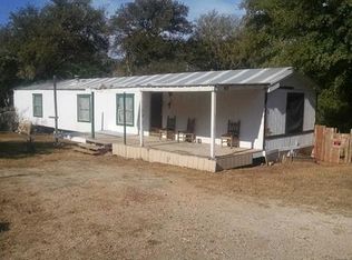 105 The Forest Rd, Dale, TX 78616