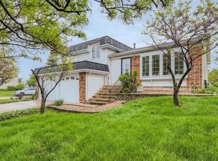 1687 Schmale Rd, Glendale Heights, IL 60139