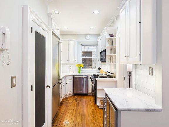 3rd image of 345 W 70th St APT 2B