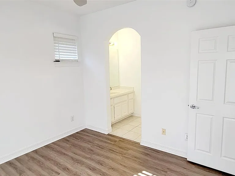 3907 Gaines Ct — Photo 24
