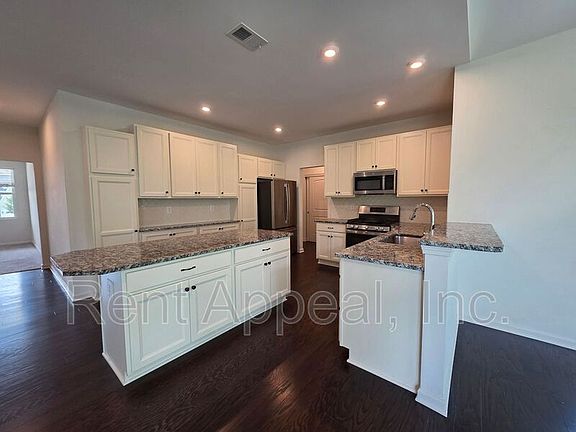 2nd image of 8170 Brewton Bnd