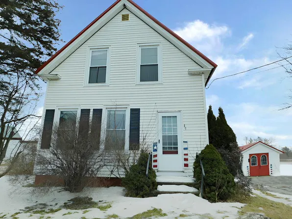 49 Dexter Road, Corinna, ME 04928