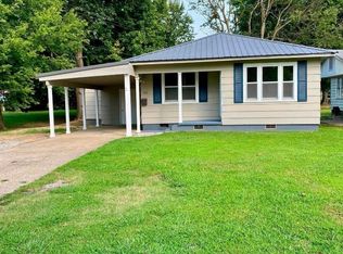 712 SE 2nd St, Walnut Ridge, AR 72476
