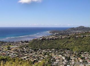 568 Moaniala St, Honolulu, HI 96821