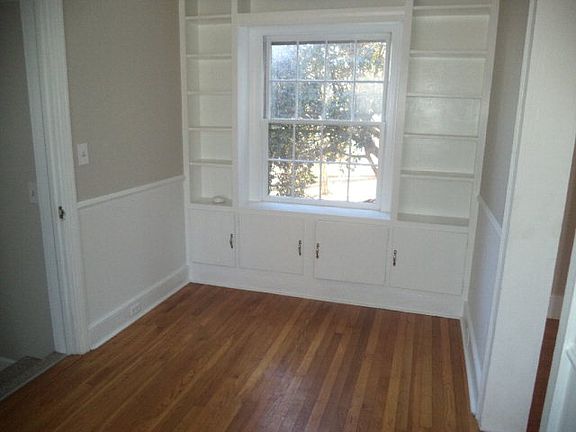 5th image of 806 Jefferson St