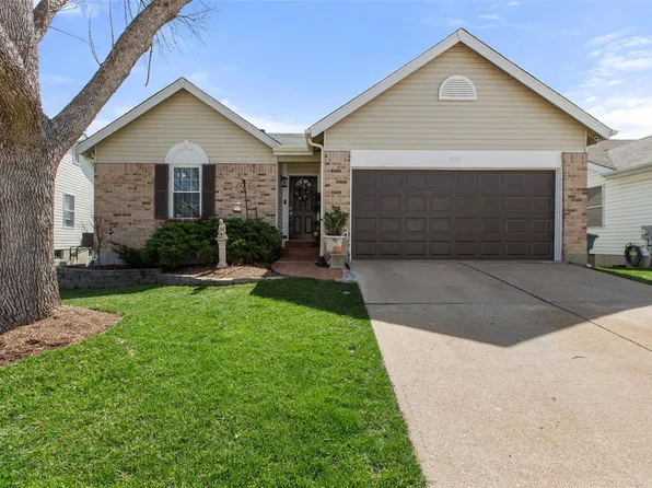 1516 Westwind Estates Dr, Valley Park, MO 63088