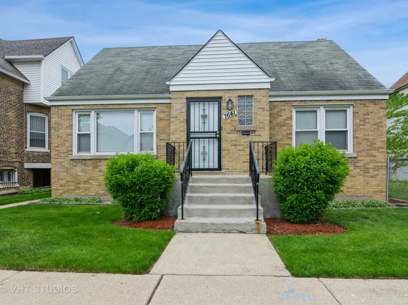 (undisclosed Address), Chicago, IL 60619
