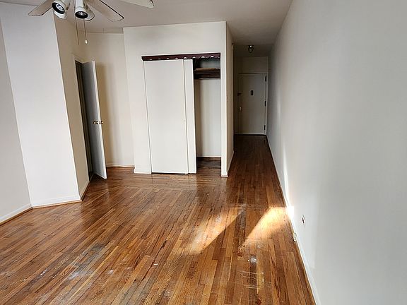 3rd image of 4318 40th St APT 5