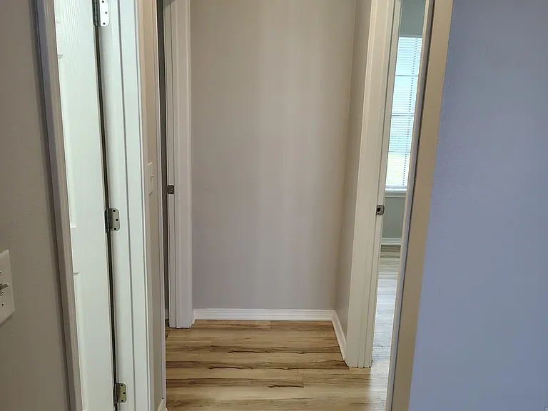 1065 N Lindell Ave #1 — Photo 9