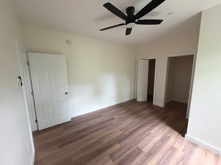 23 Pembroke St #1 — Photo 9