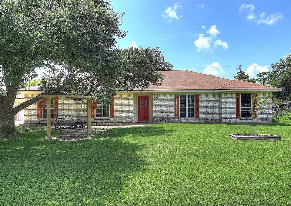 1st image of 1516 Prince Dr