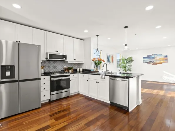 285 N Ventura Ave APT 24, Ventura, CA 93001