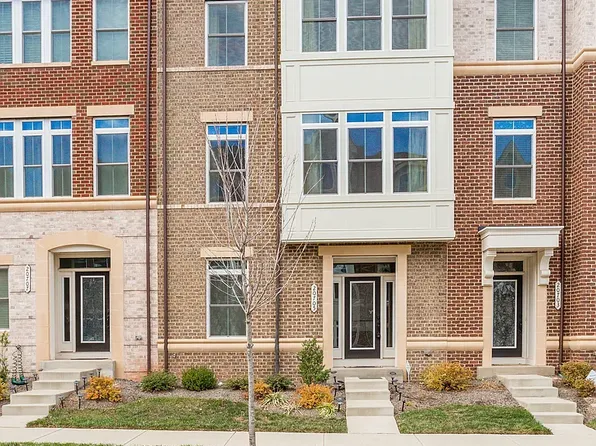 20705 Duxbury Ter, Ashburn, VA 20147