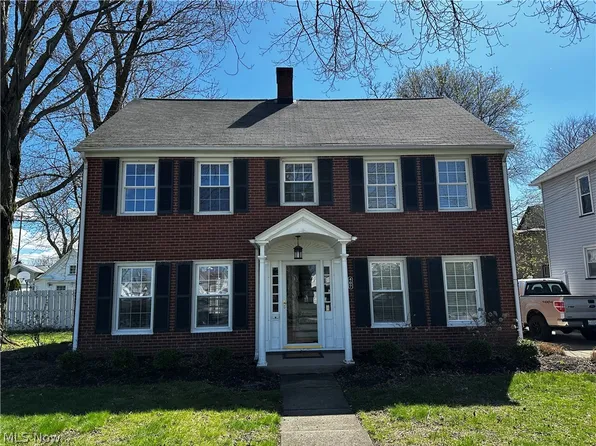 407 Main St, Conneaut, OH 44030