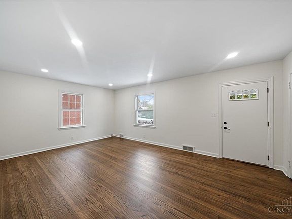 5th image of 7158 Dunn Rd