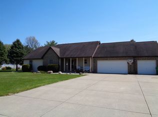 23954 Manor Ln, Elkhart, IN 46514