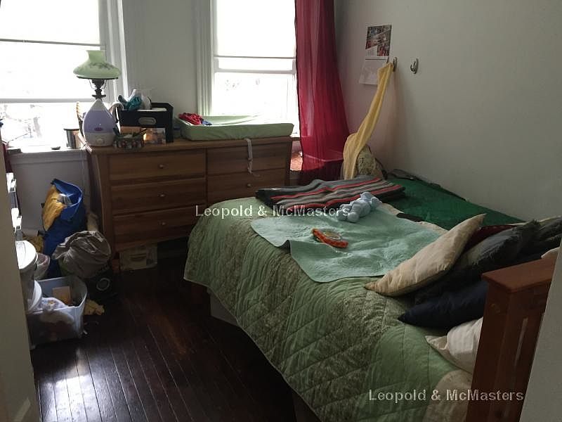 2nd image of 120 Warren Ave