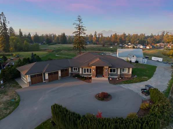22439 96th Ave, Langley, BC V1M 3T6