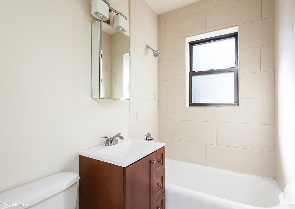 1st image of 4036 N Ashland Ave #1125