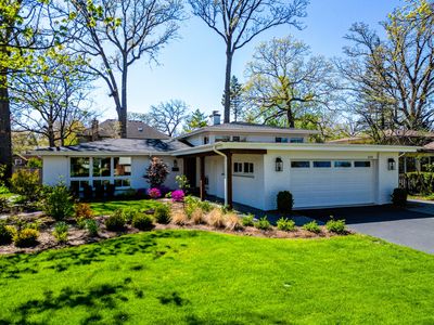 1232 Blackthorn Ln, Deerfield, IL, 60015