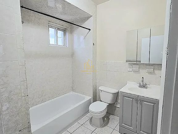 5th image of 615 S 17th St #33