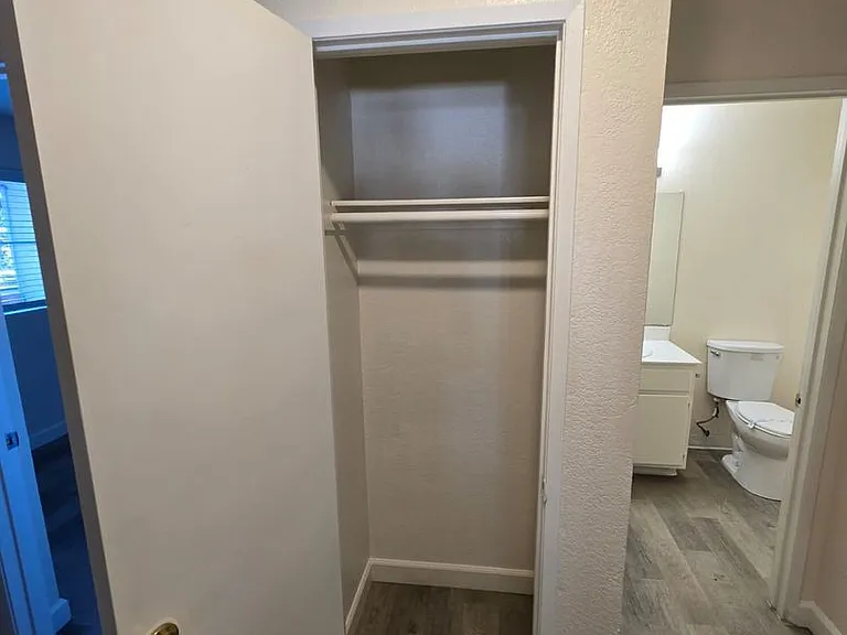Highland View Apartments — Photo 21