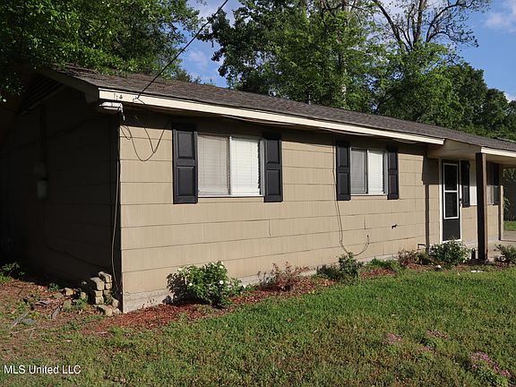 2nd image of 669 Ralde Cir