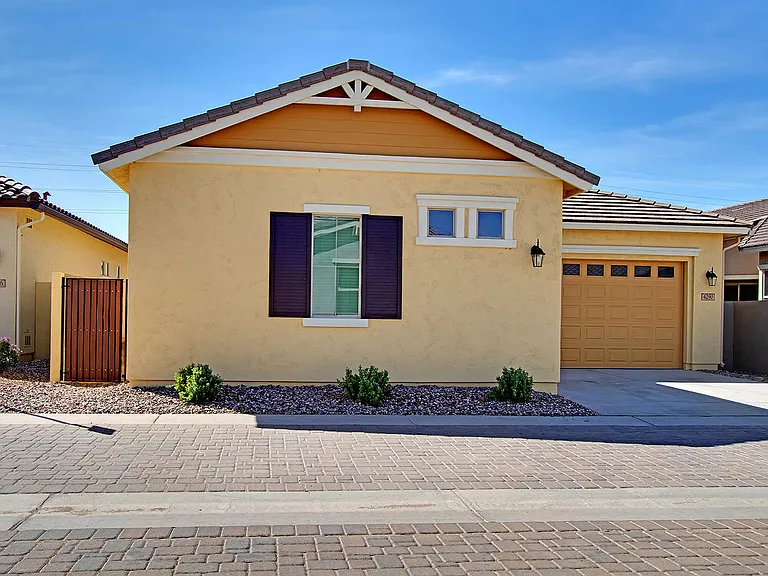 4290 E Cynthia St — Photo 50