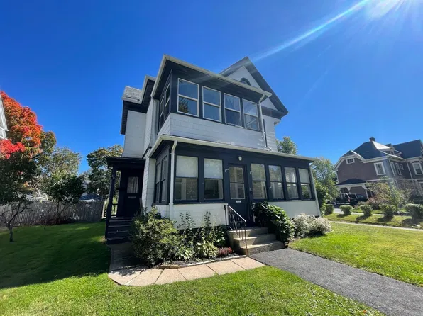 80-82 Nonotuck St, Holyoke, MA 01040