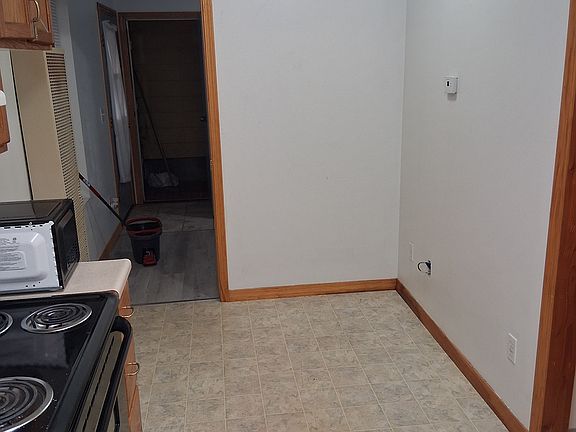 2nd image of 2411A College Ave APT A
