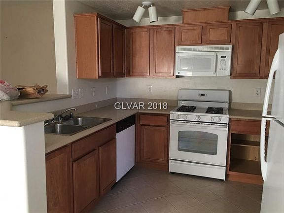 2nd image of 6868 Sky Pointe Dr Unit 1137