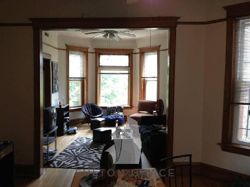 2nd image of 3538 N Fremont St APT 3