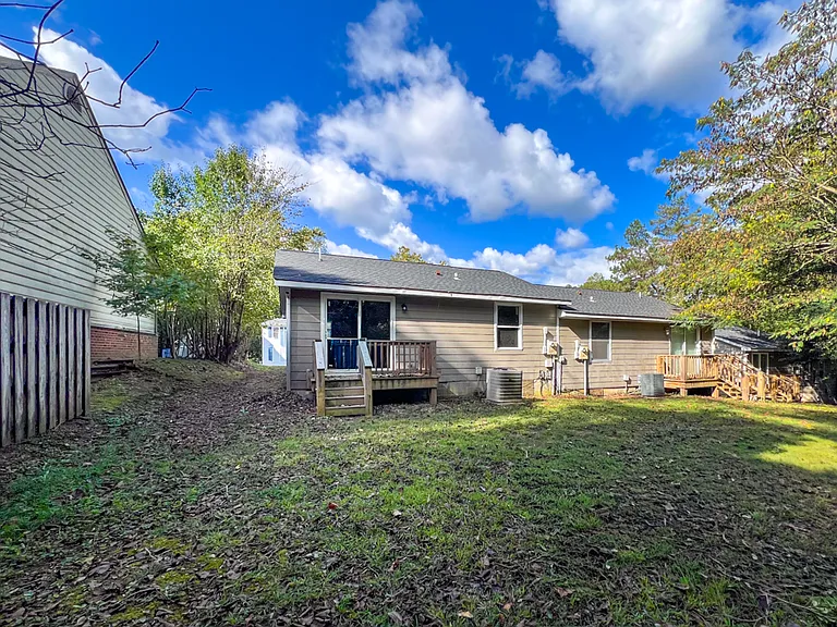 35 Fox Hill Dr — Photo 16