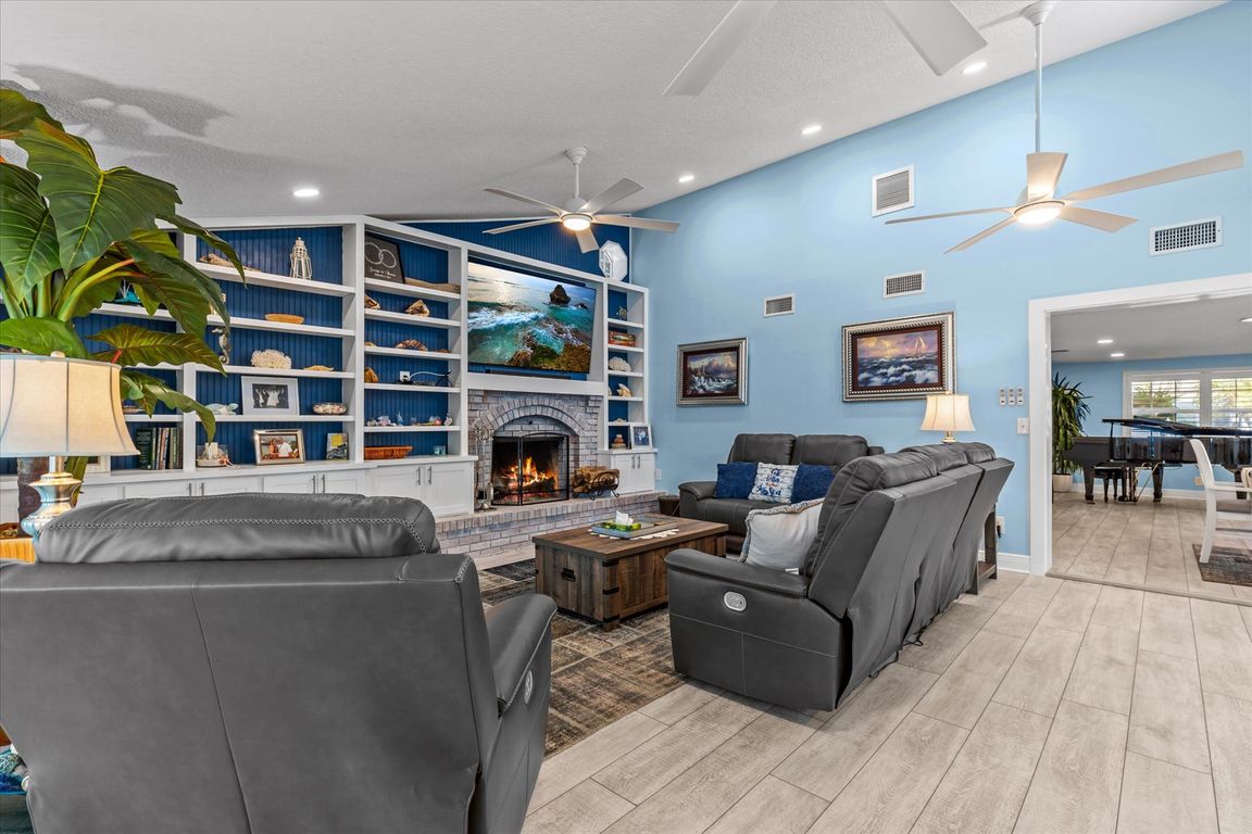 next background image